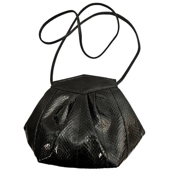 Vintage 80s Black Snakeskin Geometric Shoulder Bag Hexagon Pleated Purse - Picture 5 of 12